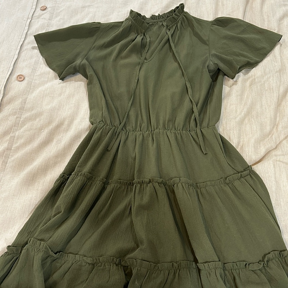 Amazon Essentials Size L Dark Green Dress